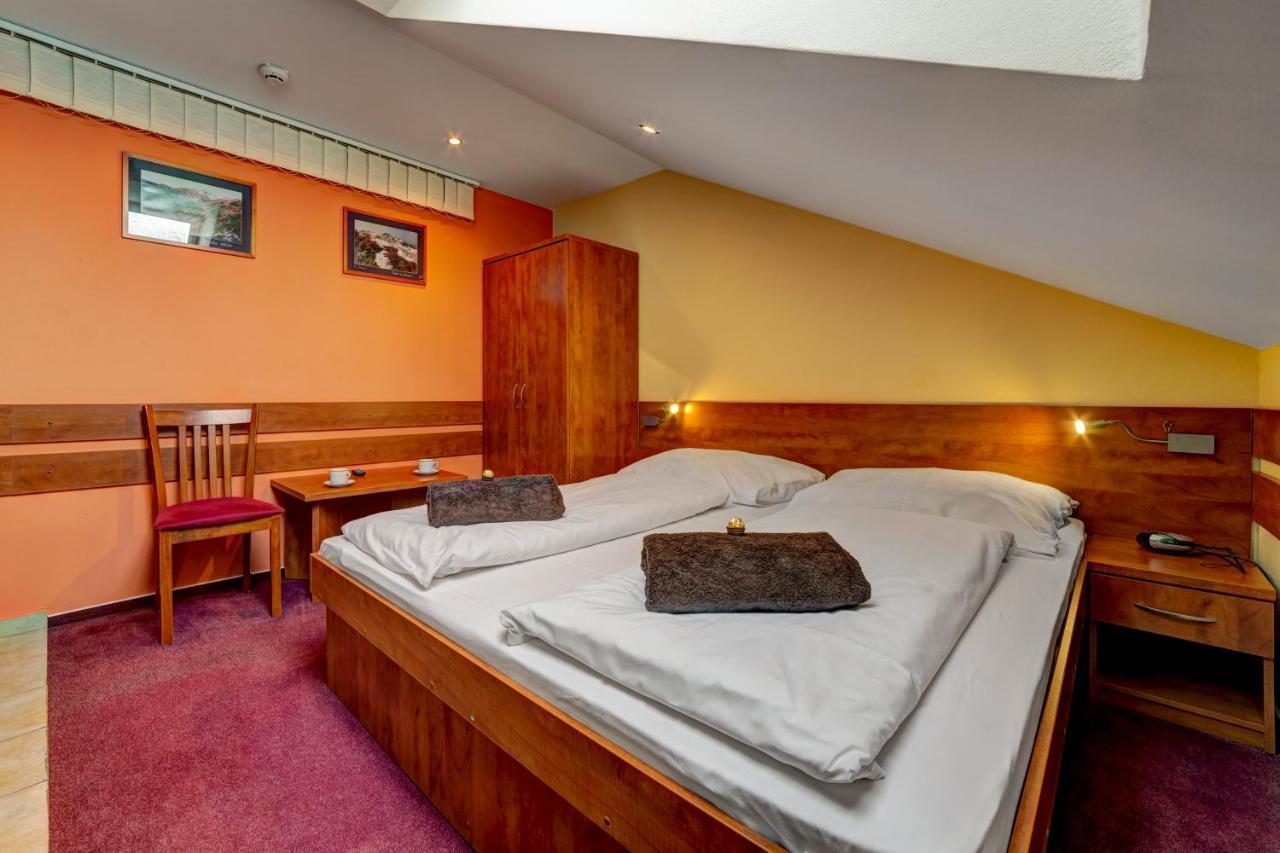Žiar Apartmanovy Dom Slniecko מראה חיצוני תמונה