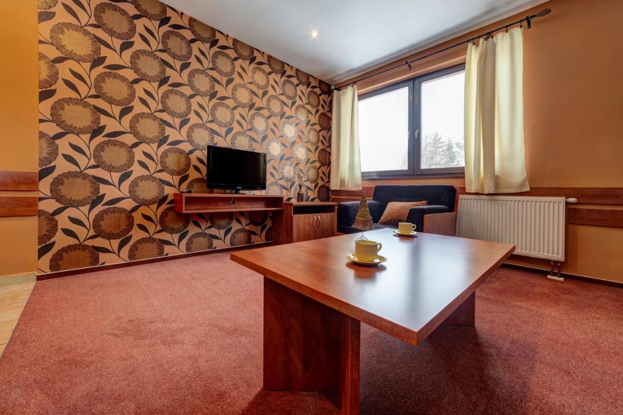 Žiar Apartmanovy Dom Slniecko מראה חיצוני תמונה