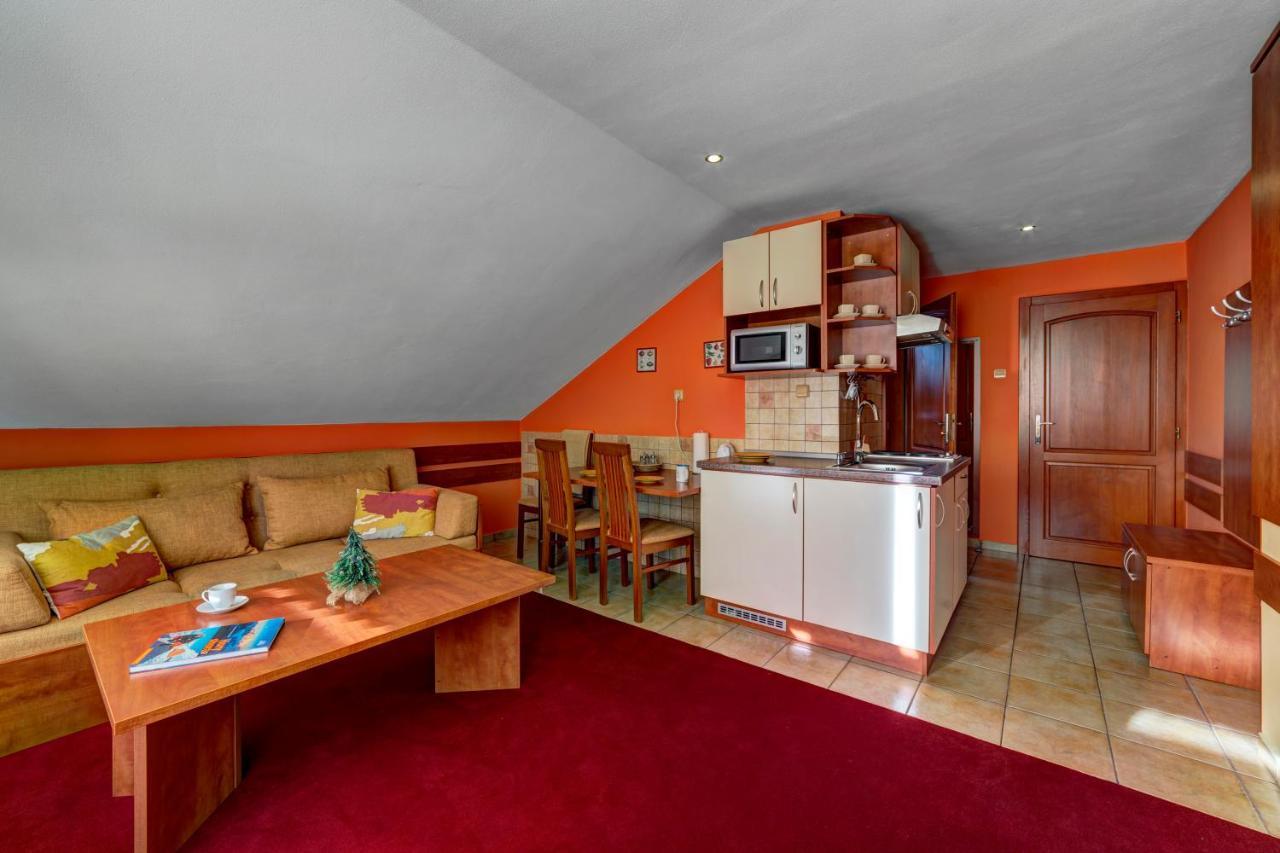 Žiar Apartmanovy Dom Slniecko מראה חיצוני תמונה