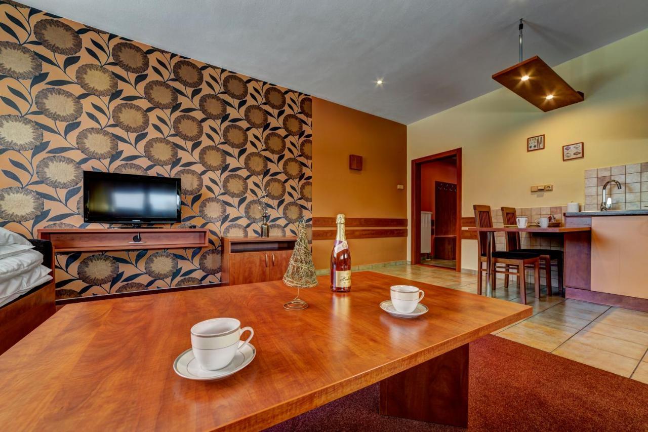 Žiar Apartmanovy Dom Slniecko מראה חיצוני תמונה