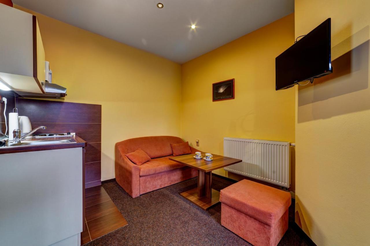 Žiar Apartmanovy Dom Slniecko מראה חיצוני תמונה