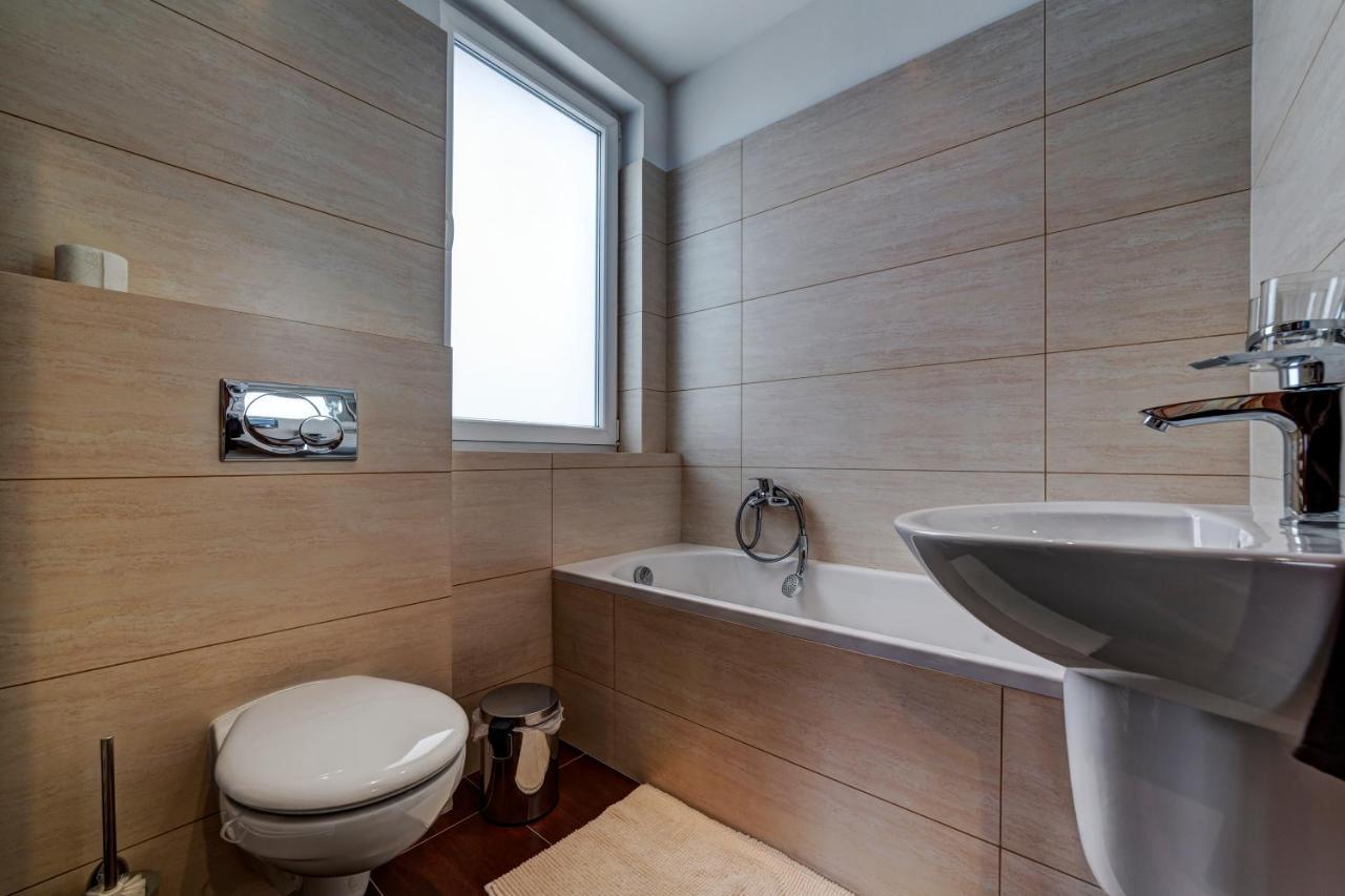 Žiar Apartmanovy Dom Slniecko מראה חיצוני תמונה