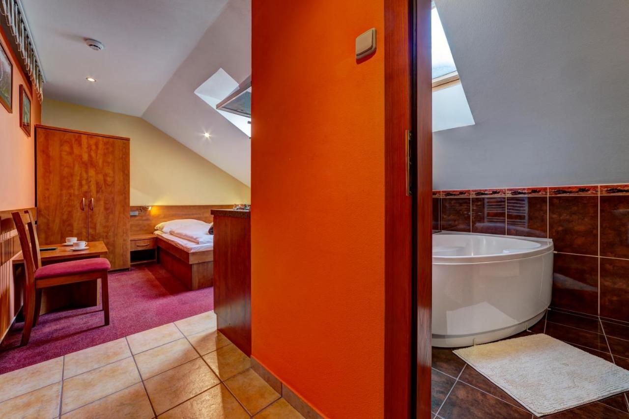 Žiar Apartmanovy Dom Slniecko מראה חיצוני תמונה
