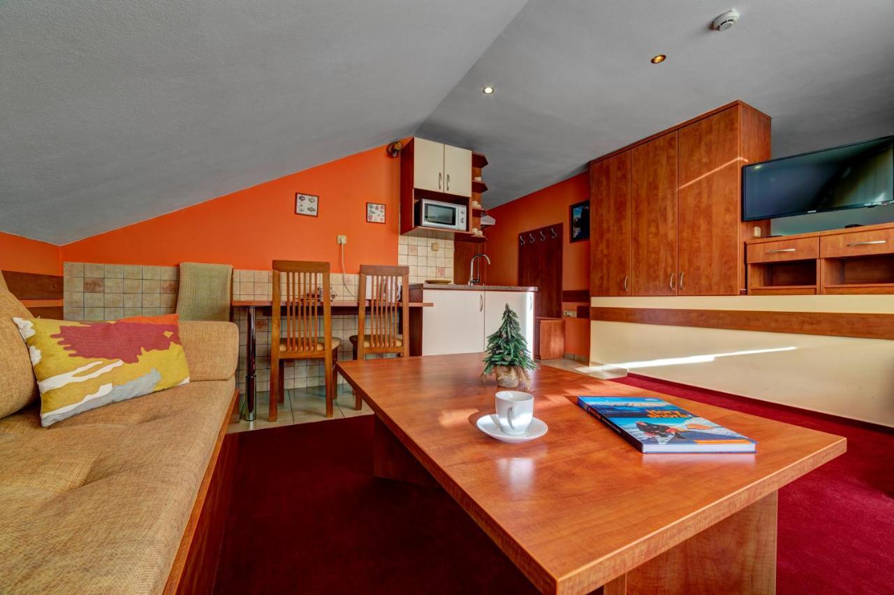 Žiar Apartmanovy Dom Slniecko מראה חיצוני תמונה