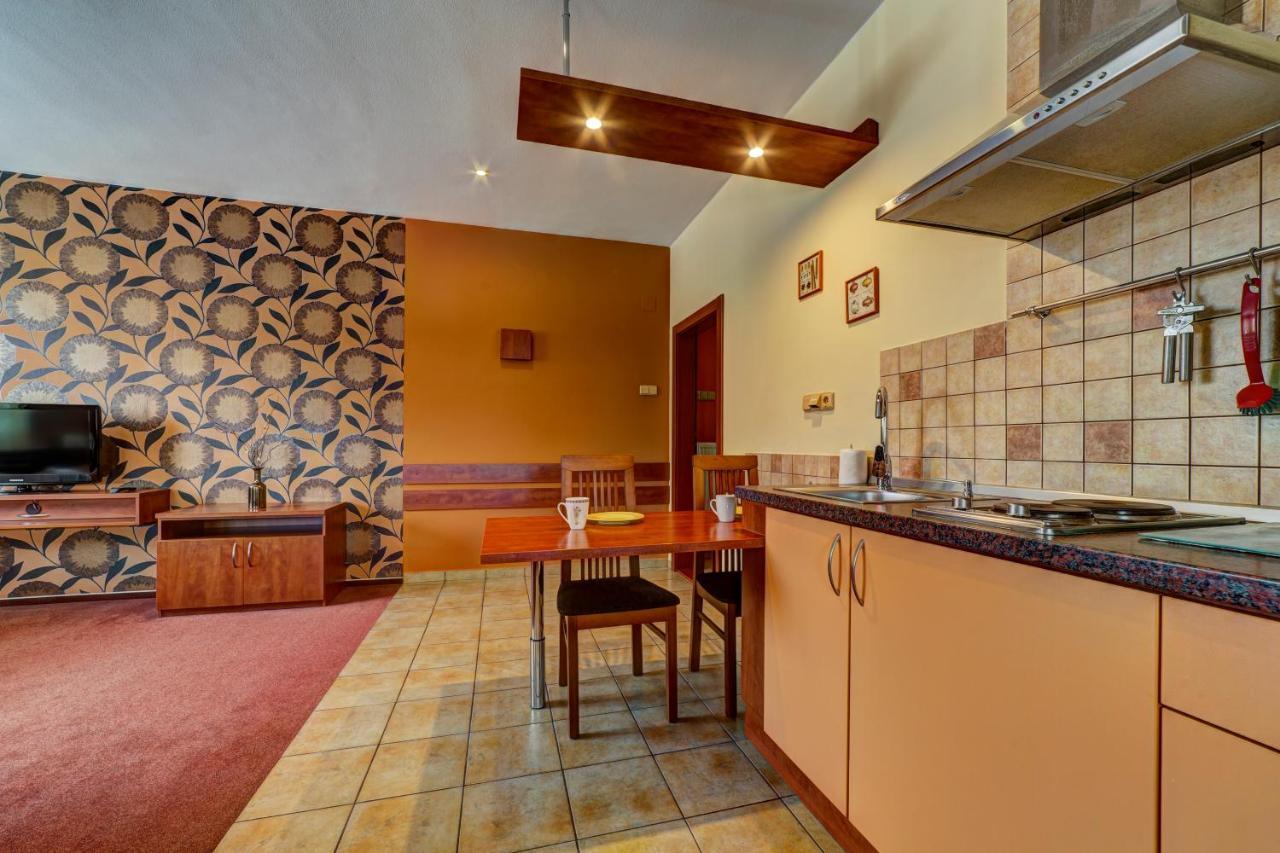 Žiar Apartmanovy Dom Slniecko מראה חיצוני תמונה