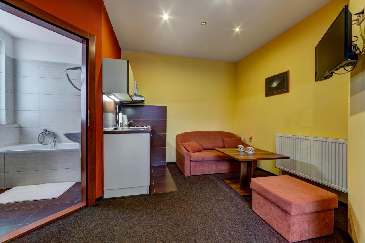 Žiar Apartmanovy Dom Slniecko מראה חיצוני תמונה