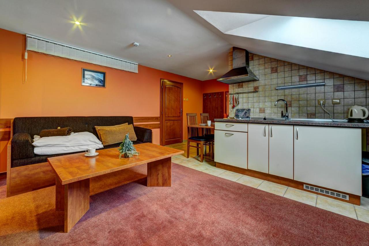 Žiar Apartmanovy Dom Slniecko מראה חיצוני תמונה