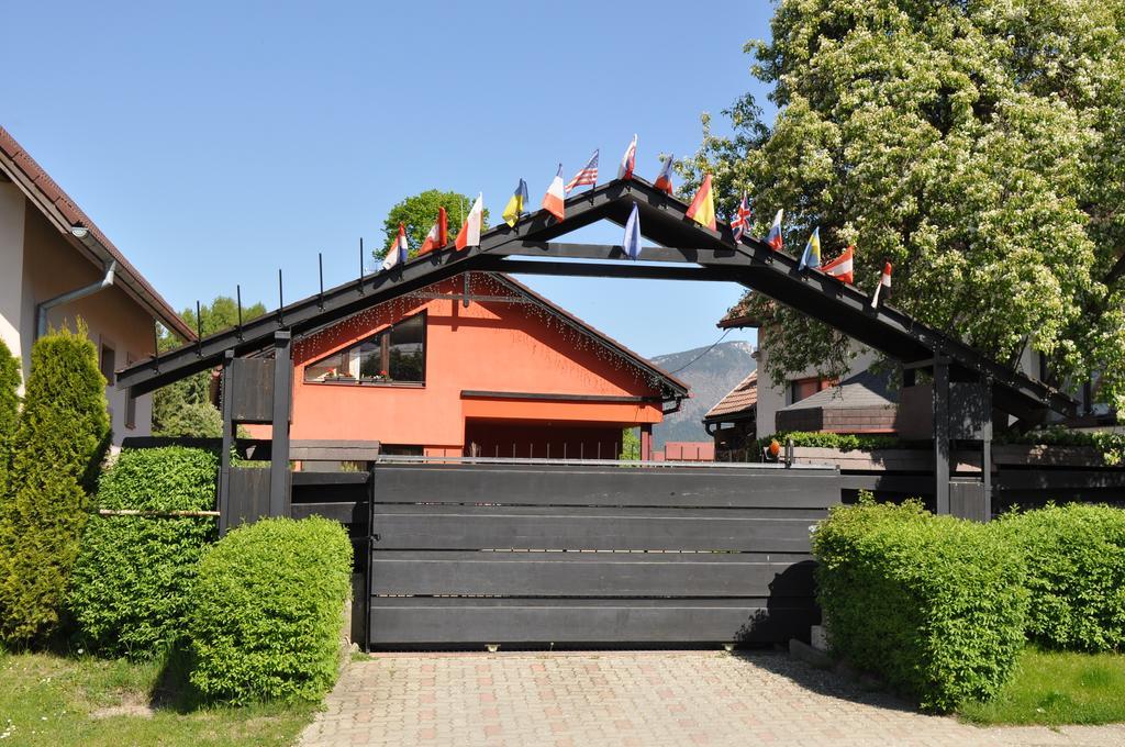 Žiar Apartmanovy Dom Slniecko מראה חיצוני תמונה